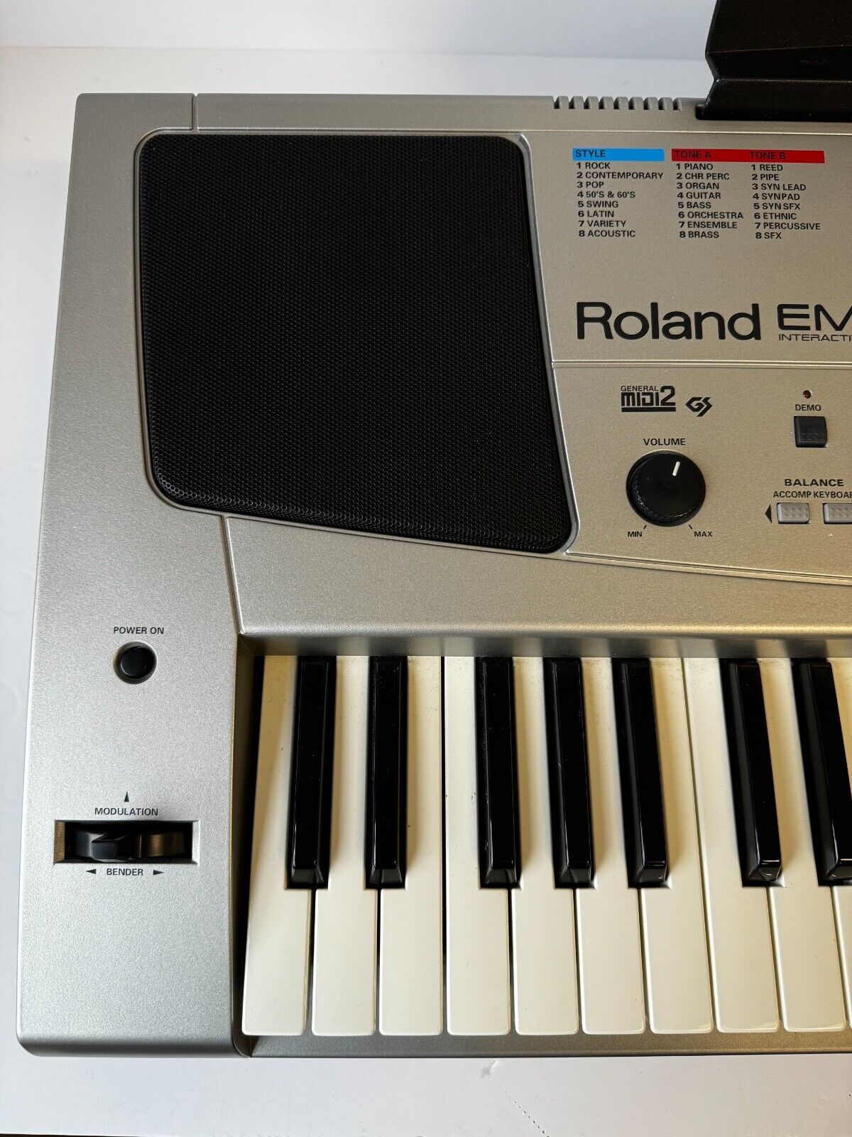 Roland EM-55 Arranger Keyboard With Power Lead - Free UK Shipping