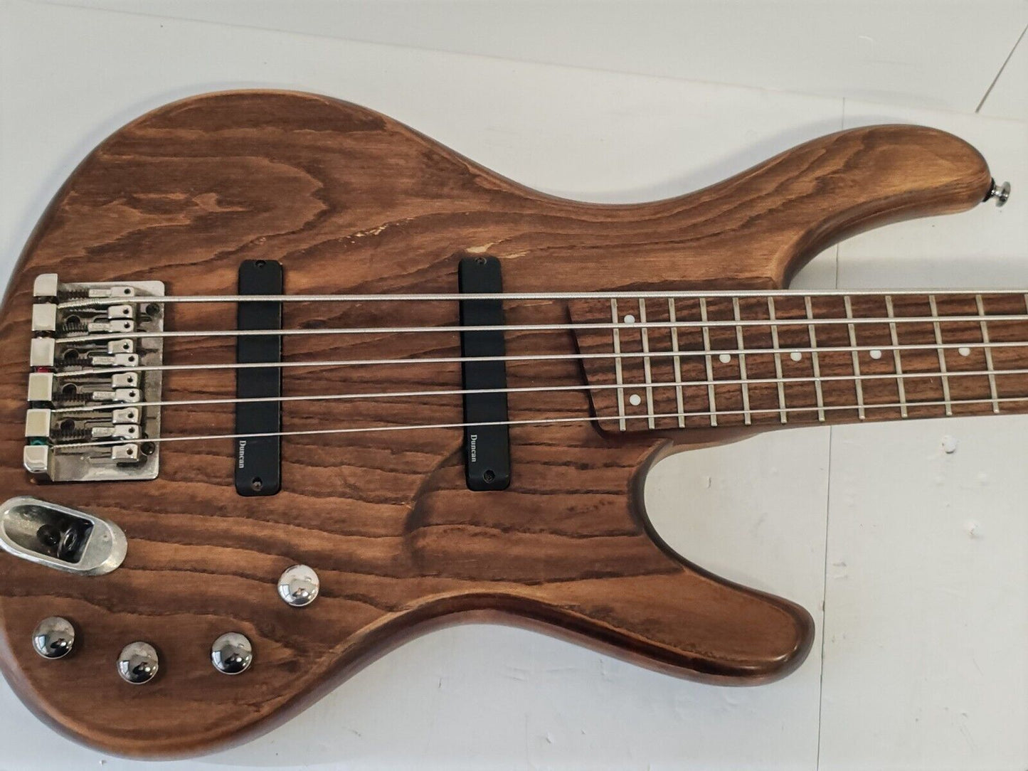 Ibanez Ergodyne EDB555 5 String Electric Bass Guitar Brown Walnut Natural