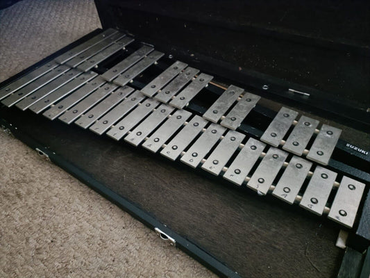 Suzuki SG3200 Glockenspiel - Black and Chrome - With Hard Case