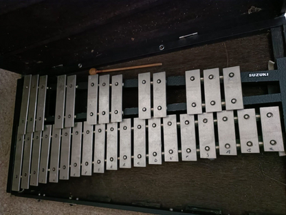 Suzuki SG3200 Glockenspiel - Black and Chrome - With Hard Case