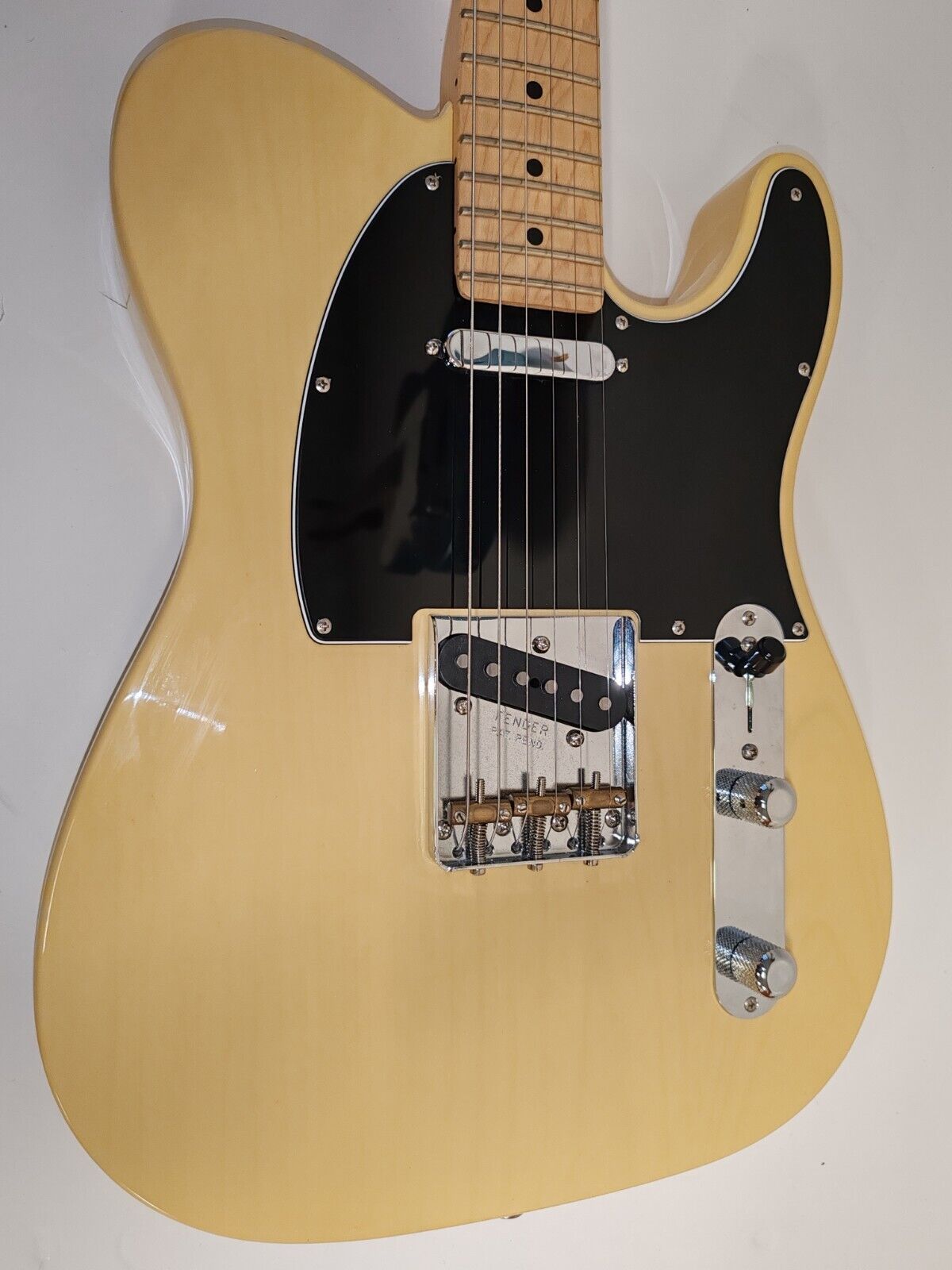 Fender American Telecaster 2017 US17027261 Butterscotch Blonde With Official Hard Case and Strap