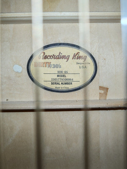 Recording King RDH-05 - Spruce body - Nato neck - Rosewood fingerboard