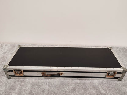 Shepperton Studios Metal Flight Case for Electric Guitar and Bass