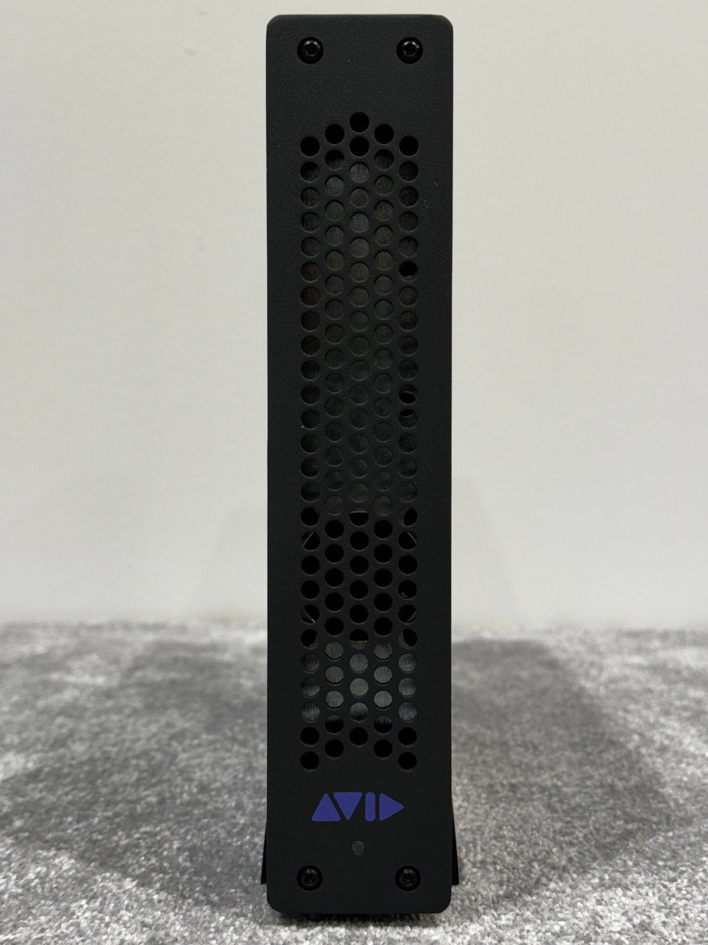 Avid HDX PCIe Interface In Thunderbolt 2 Caddy