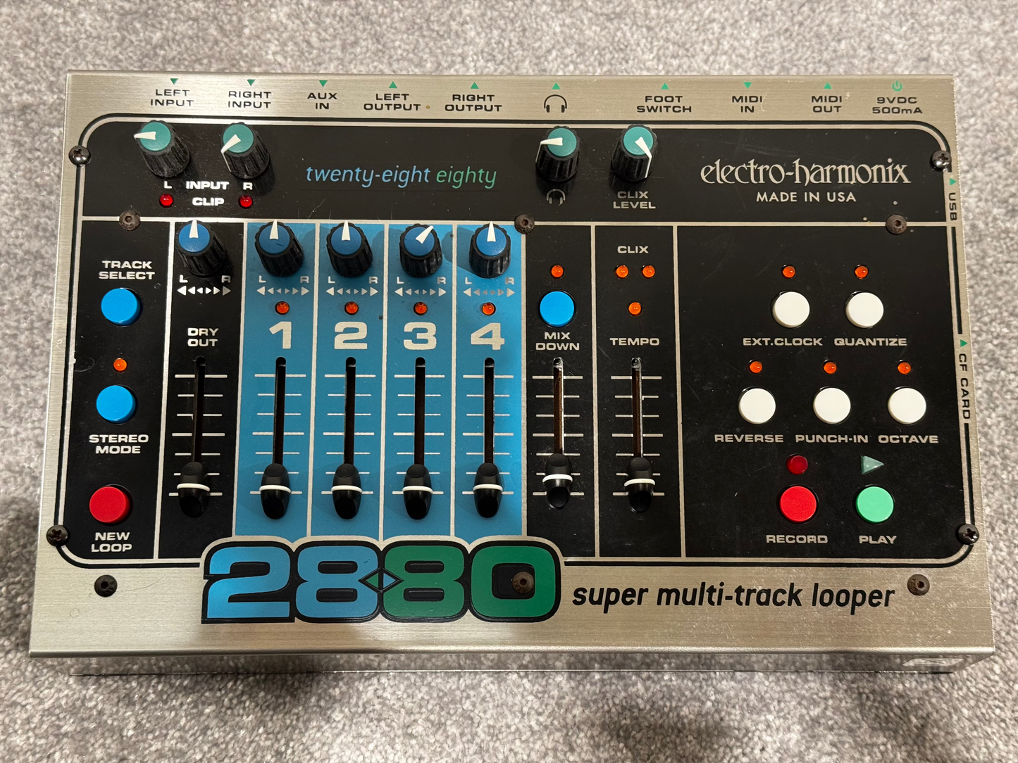 electro-harmonix 2880 Super Multi-track Looper Pedal