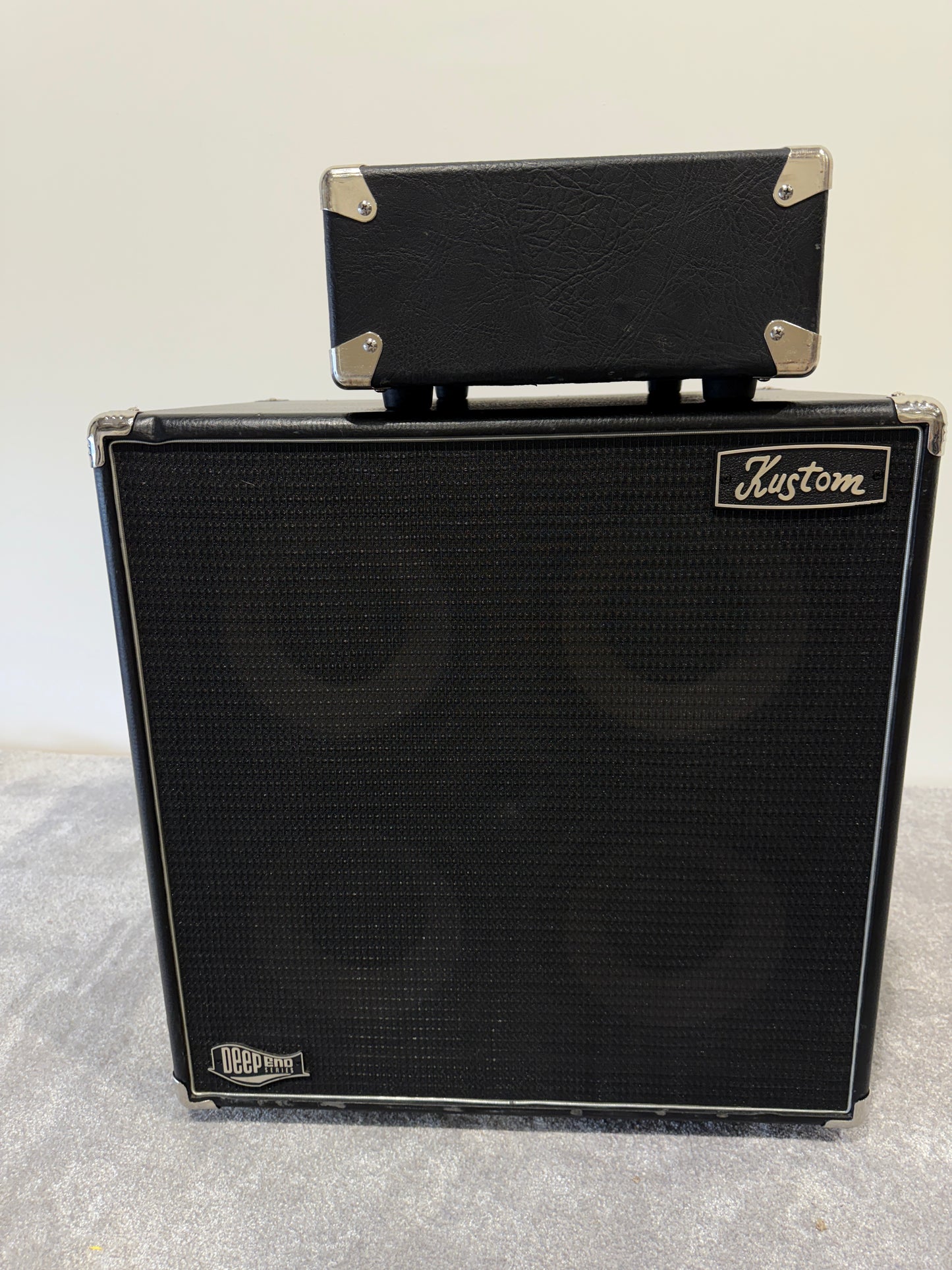 Ashdown Toneman 300 Bass Guitar Amp Head & Kustom Deepend 4x10 Cab